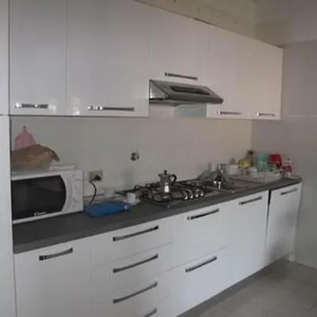 Апартаменты Casa Leonilde ! Grosszuegige 35 Zi-wohung Direkt Am Вентимилья